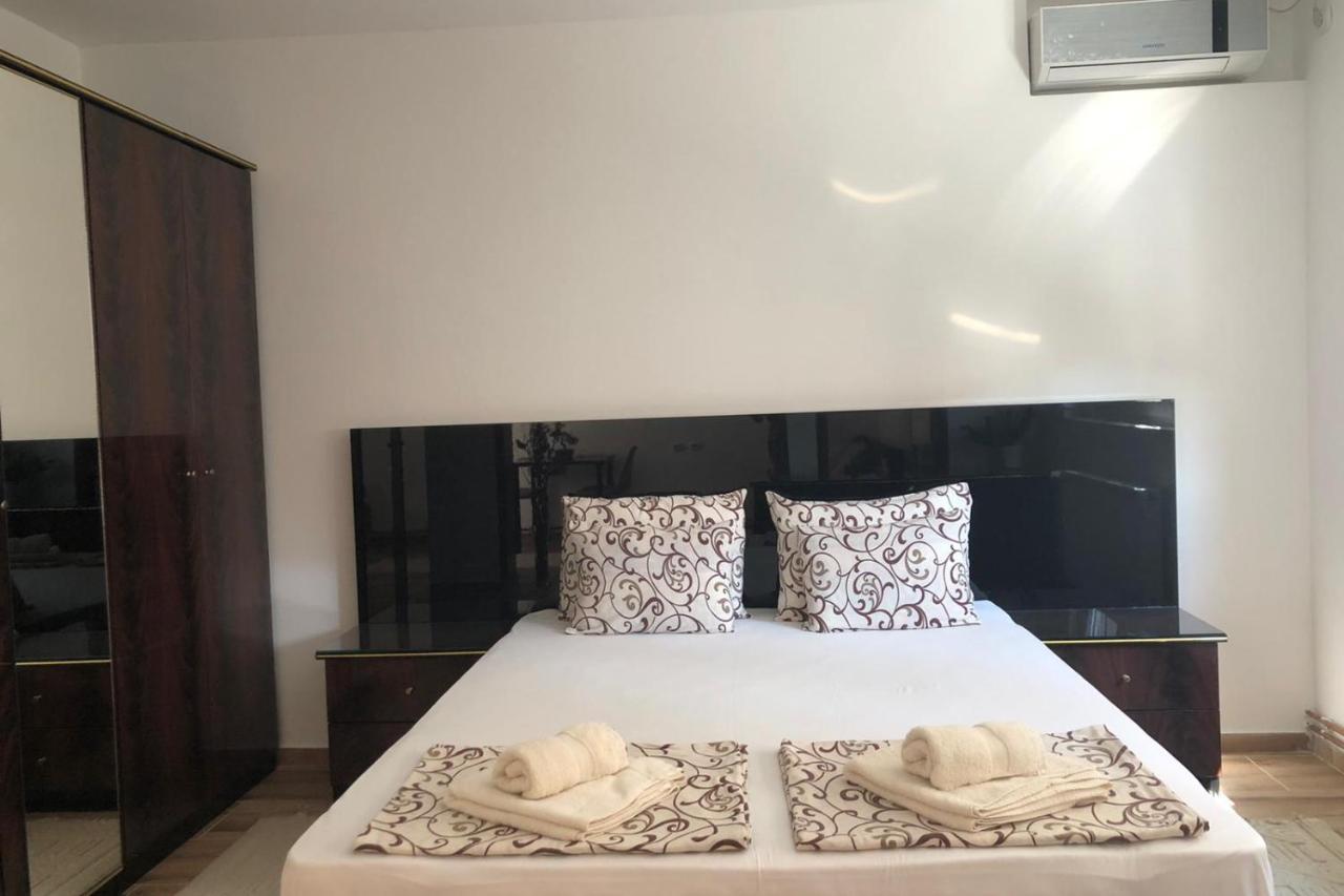 Ni Apartments Ivan מראה חיצוני תמונה