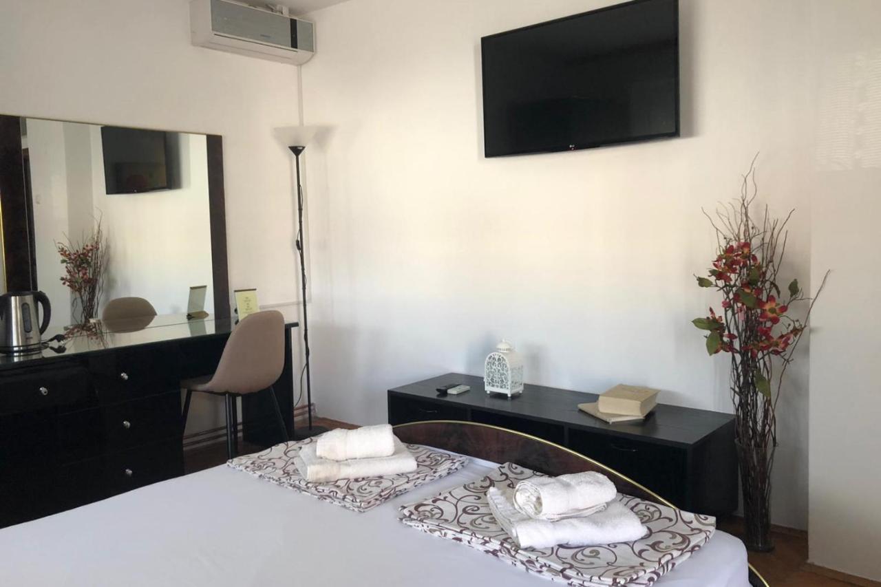 Ni Apartments Ivan מראה חיצוני תמונה
